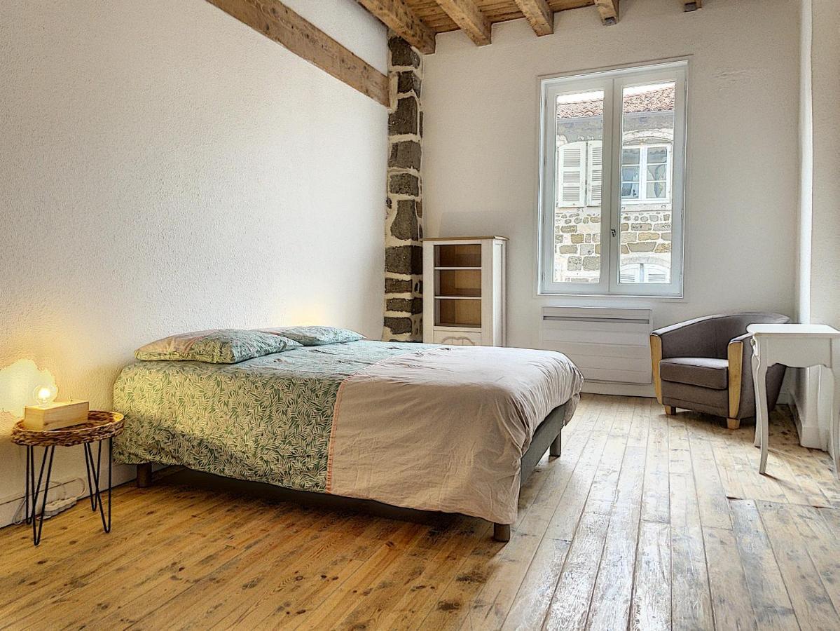 Maison Atypique - Centre Historique - Puy En Velay Le Puy-en-Velay ภายนอก รูปภาพ