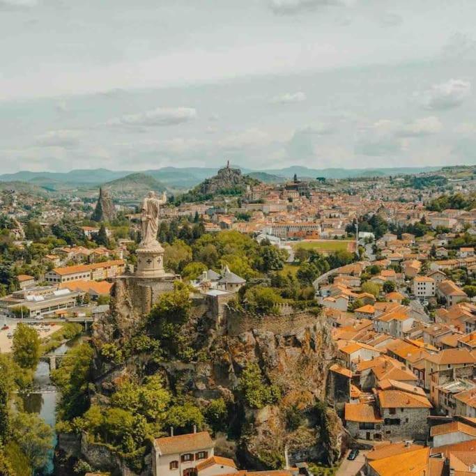Maison Atypique - Centre Historique - Puy En Velay Le Puy-en-Velay ภายนอก รูปภาพ