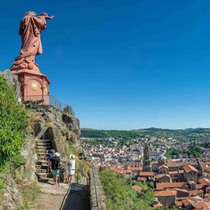 Maison Atypique - Centre Historique - Puy En Velay Le Puy-en-Velay ภายนอก รูปภาพ
